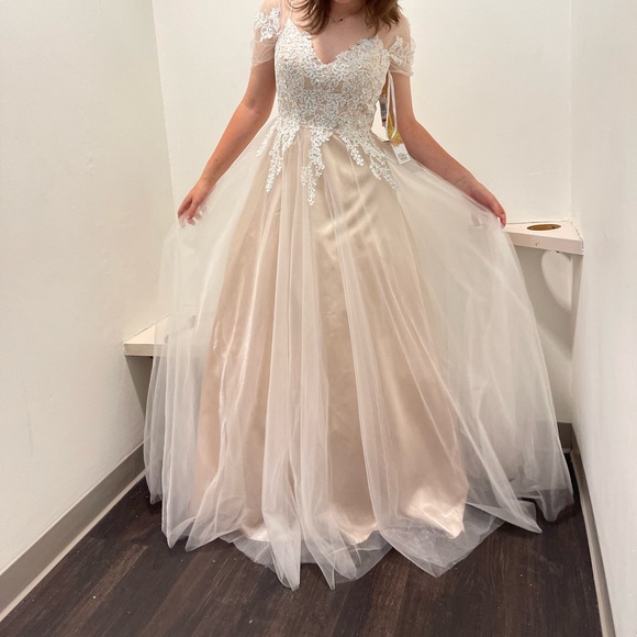 Macy's Champagne Formal/Prom Dress Embroidered - Picture 1 of 5